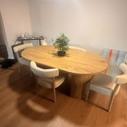 Modern Extendable Round Dining Table with Storage – Natural Wood
