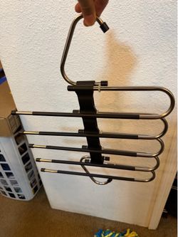 Space saving hanger