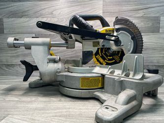 DeWalt DCS361 7-1/4in Cordless Sliding Miter Saw Tool (A1D029338)