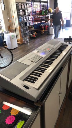1003 Yamaha DGX-205 Corded Portable 76-key Digital Keyboard Grand Piano W/ Power Cord 592901