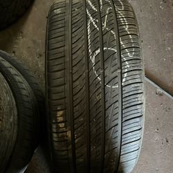 Tire 275/35/20