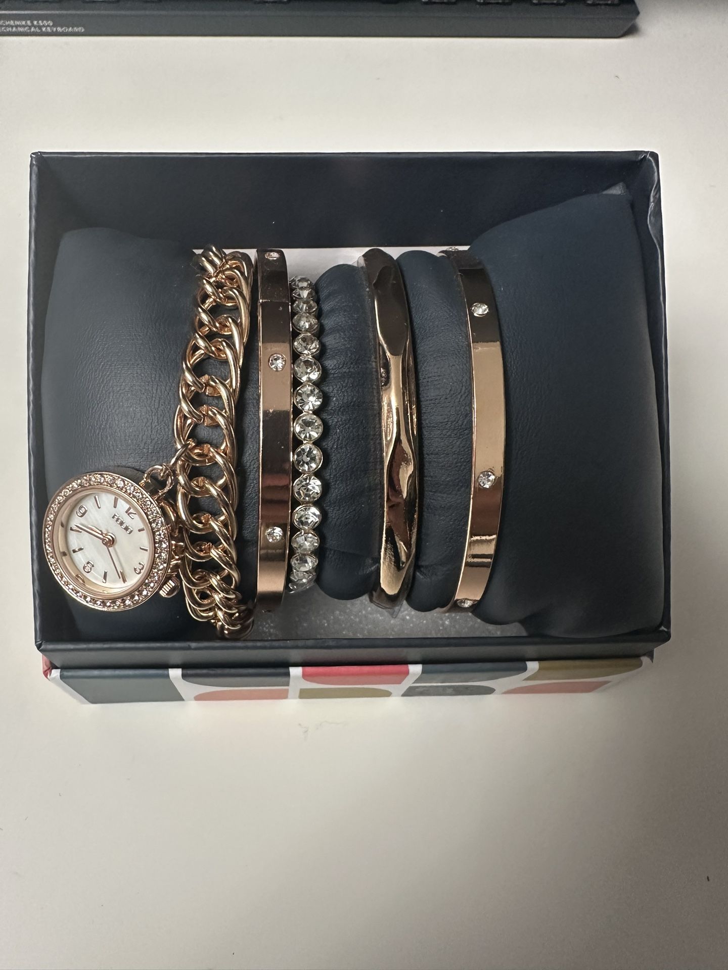 Women’s Watch & Bracelet Gift Sets – Rose Gold & Gold, 5 & 6 Piece Sets (2 Sets)