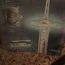 Brand New Electric Toothbrush 
