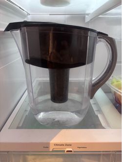 Brita with black top