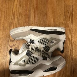Size 11 Jordan 4 Military Black 