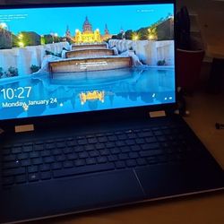 HP Spectre x360 15.6" 4K UHD Touchscreen 2-in-1 Laptop, Intel Core i7 i7-1165G7, 16GB RAM, 512GB SSD, Nightfall Black Aluminium/Luxe 