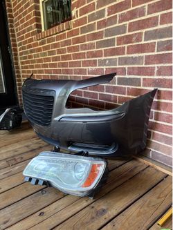 Bumper and headlights Chrysler 300 s 2014