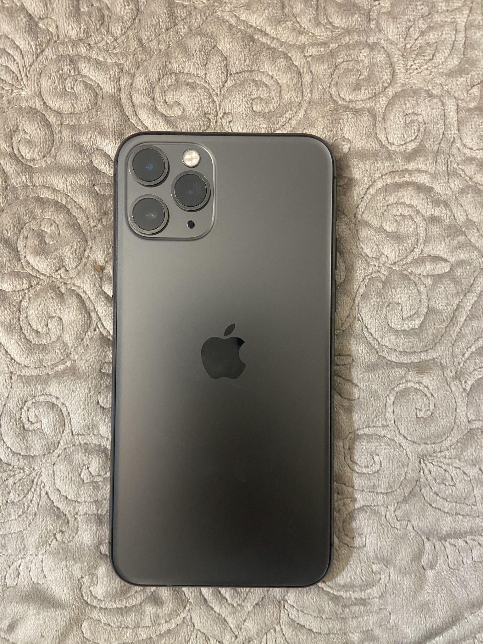 iPhone 11 Pro 64 Gb Unlocked, Battery 93