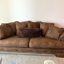 Super Comfortable Couch With Matching Pillows