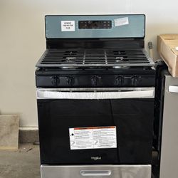 Brand New Whirlpool Gas Stove For Sell!! 