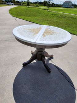 Dining table, expandable. Used, shows use