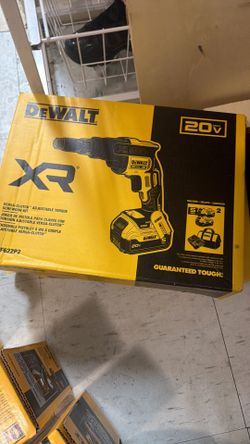 Kit dewalt VERSA-CLUTCH™ ADJUSTABLE TORQUE SCREWGUN KIT