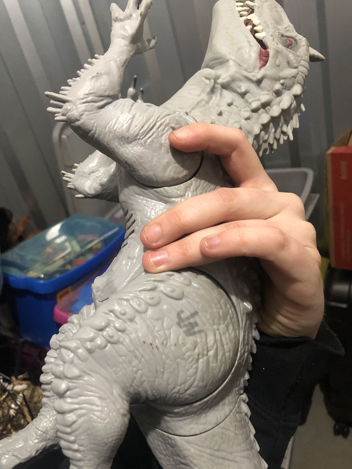 INDOMINUS REX DINOSAUR JURASSIC WORLD HASBRO ROBOT TOY