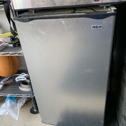 RCA Mini Fridge