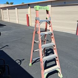 6ft Louisville  Cross Step 300lbs