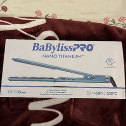 Babyliss Hair Straightener 