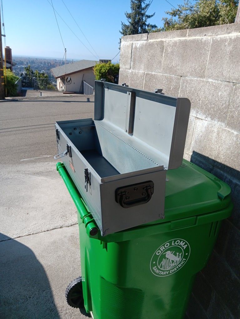 Vintage CRAFTSMAN Carpenter Tool Box