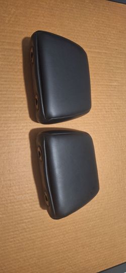 Jeep Grand cherokee rear seat headrest repozacabezas