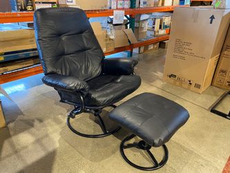 Black Leather Reclining Lounge Chair with Ottoman