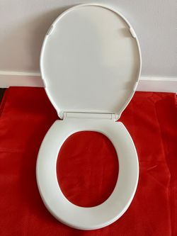 Kohler Toilet Seat With Lid White Like New