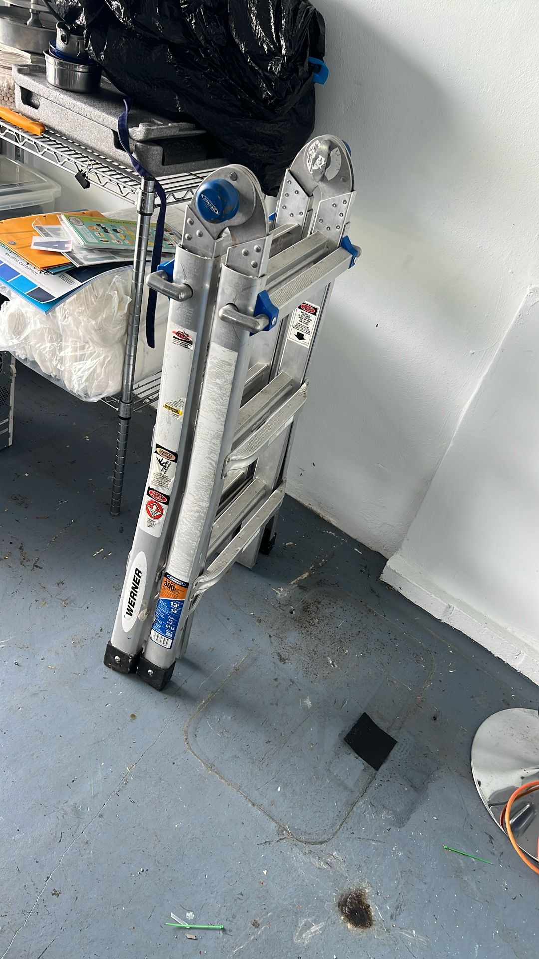 Retractable Ladder