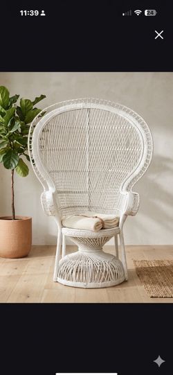 Vintage White Wicker Peacock Chair - Boho / Event Prop