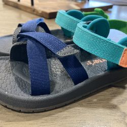 Carter Sandals 9c $10