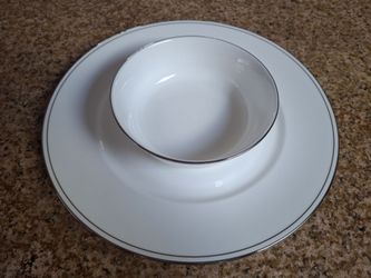 Lenox federal reserve platinum bone china serves 12