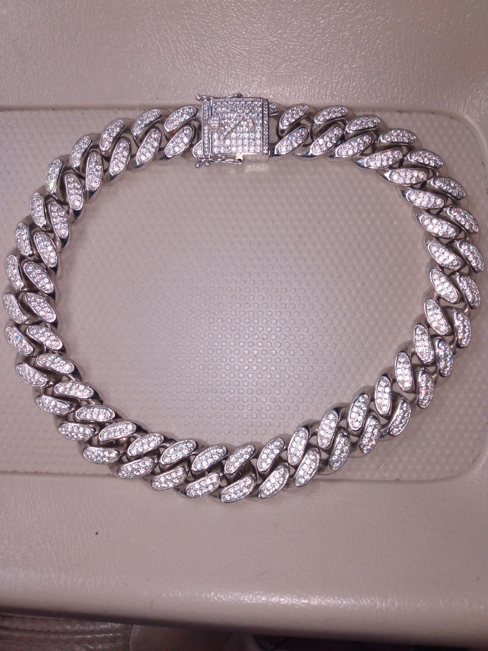 Diamond silver chain