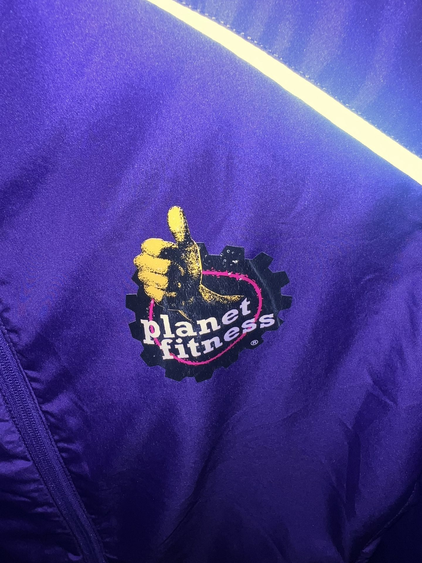 Women’s Planet Fitness Wind Breaker Like New 