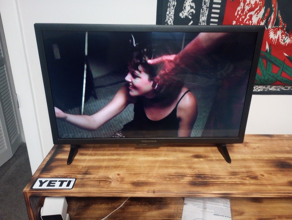 Insignia Smart TV