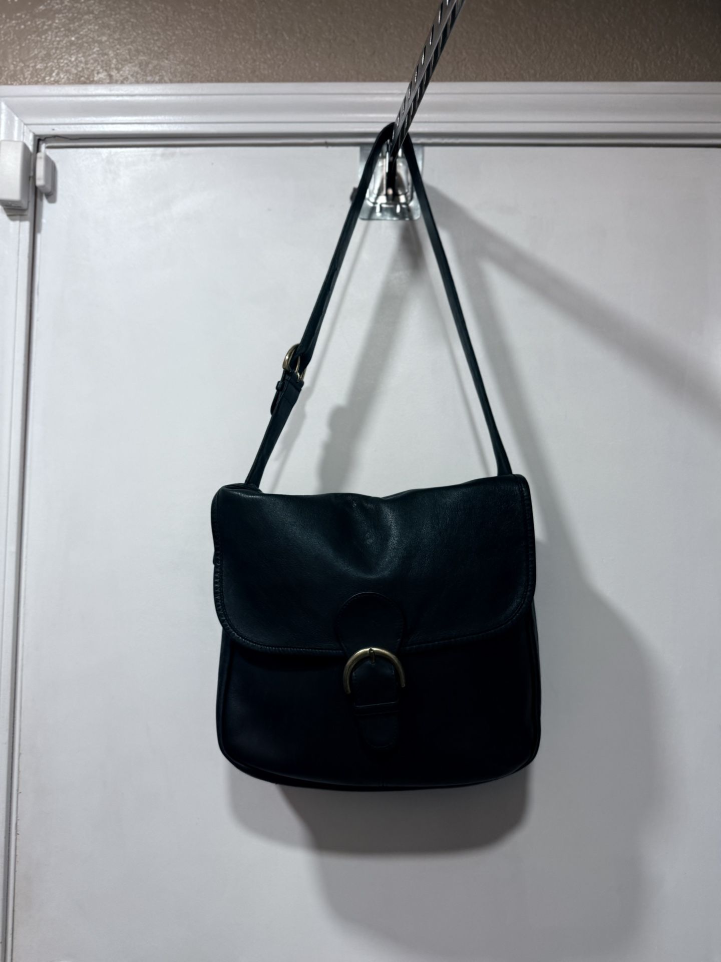 Large Coach Leather Vintage Handbag/Messenger Bag/Purse