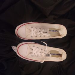 Converse Size 9 And 1/2