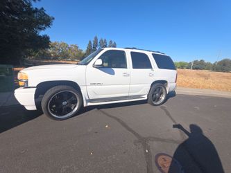 2003 GMC Yukon