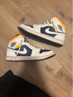 Air Jordan 1 Mid White Deep Royal Blue