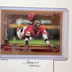 Elly De La Cruz Topps MLB Cincinnati REDS - Gold Rare Serial Numbered Card