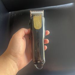 Wahl magic clip