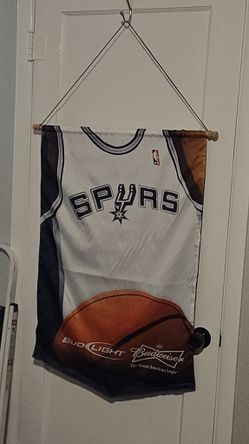 Spurs jersey banner