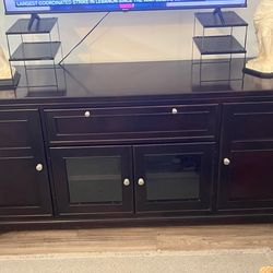 Console /Buffet / Credenza