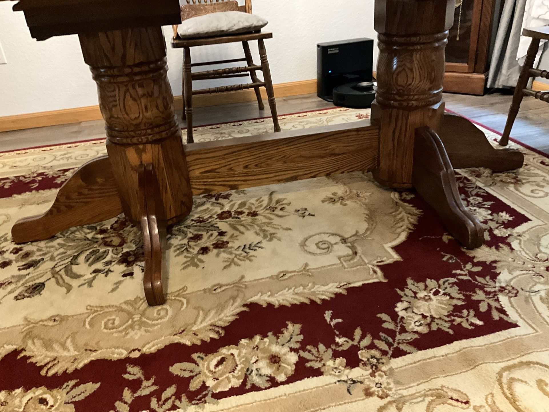 Dinning Table And Chairs 6 Dark Oak