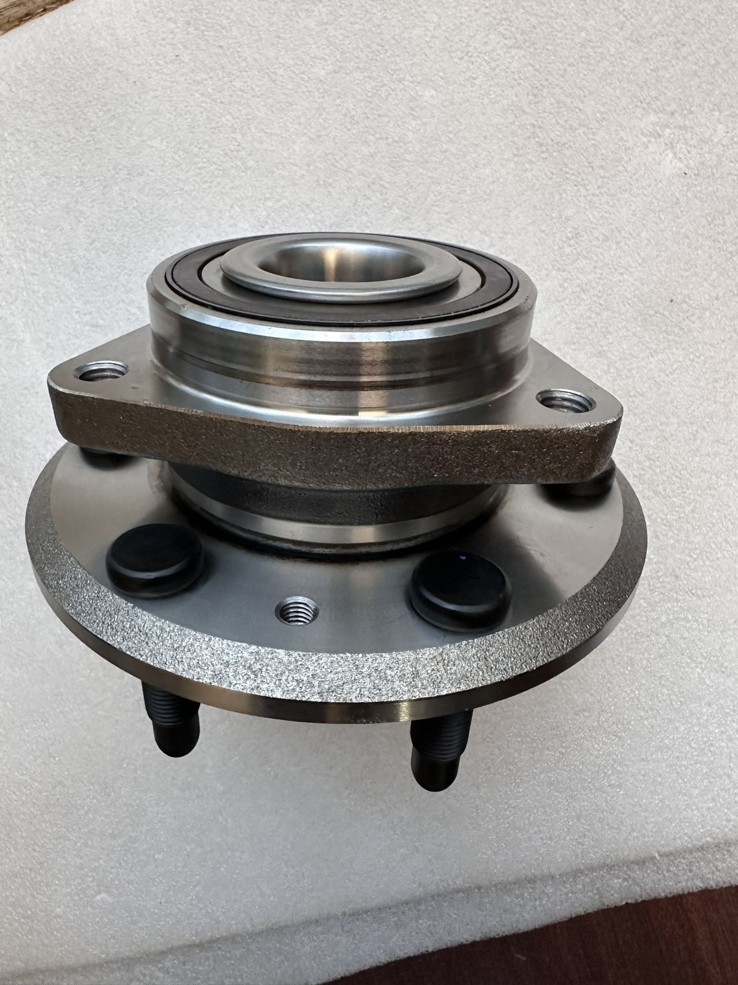 moog-513277 | Front Wheel Hub Assembly | 2009-2017 Chevrolet Traverse