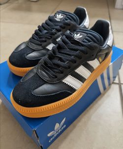Adidas Samba XLG shoes