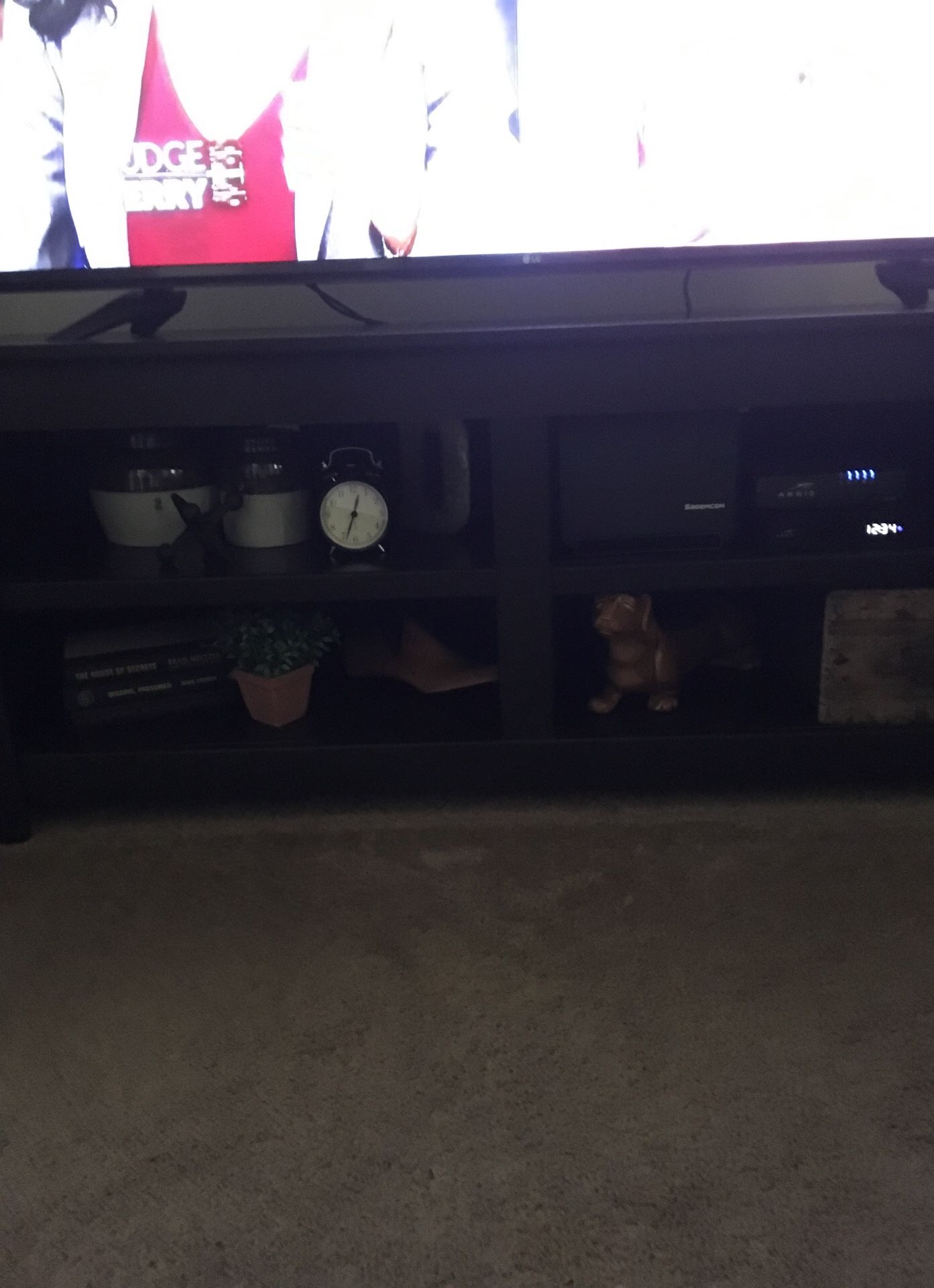 TV STAND