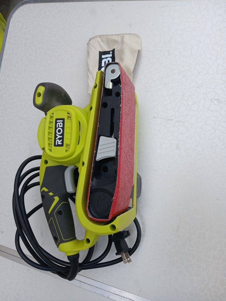 Lijadora Ryobi De Luz Para Lijar Madera De Banda