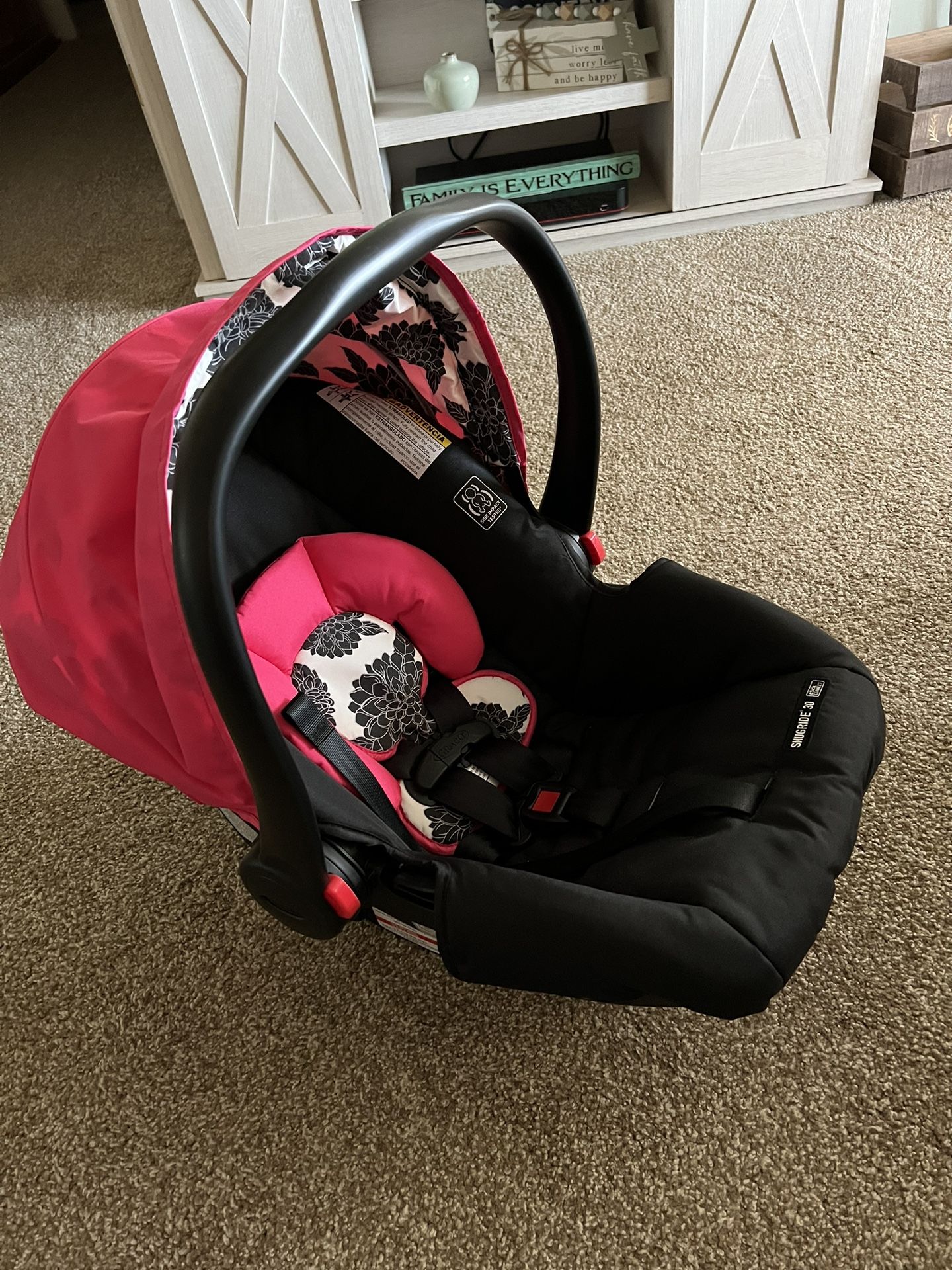 Graco Click Connect Infant Carseat With Base