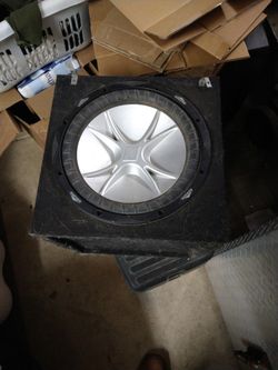Kicker 10" CRV Sealed Box