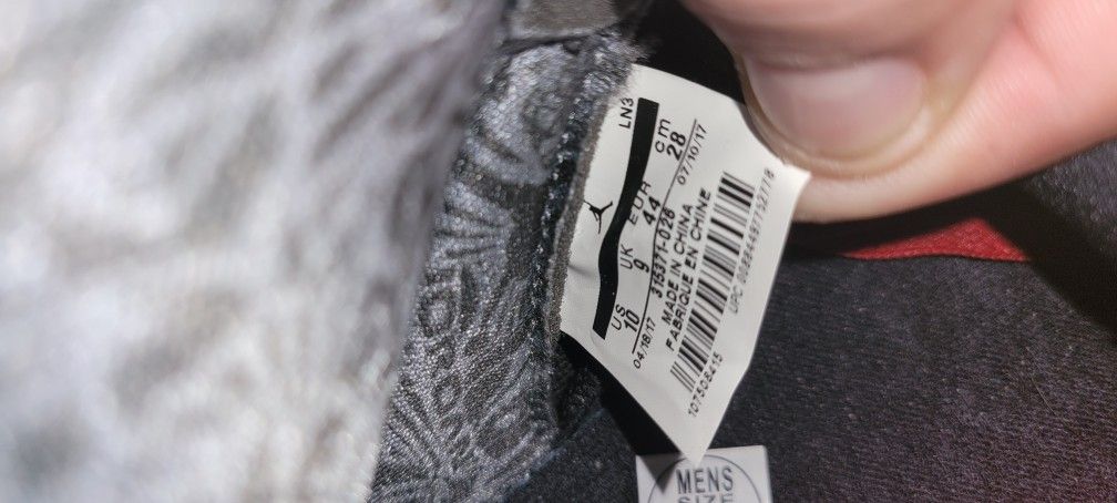 Jordan SpizikeBlack Varsity Red (2017)