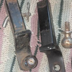 2 Tow Hitch And Balls 