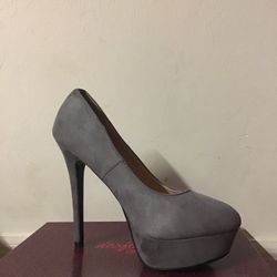 Gray heels