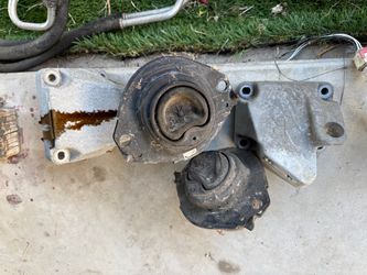 392 Hemi Scatpack Motor Mounts With Brackets